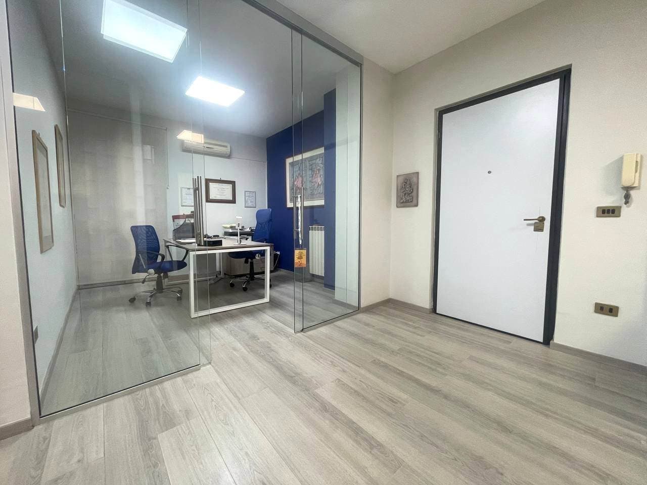 Ufficio esclusivo in area di grande interesse professionale!!!